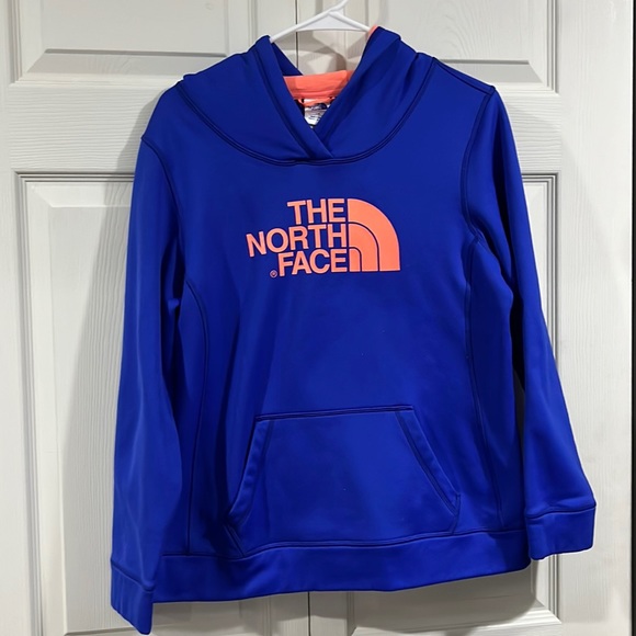 The North Face Tops - North Face sweatshirt